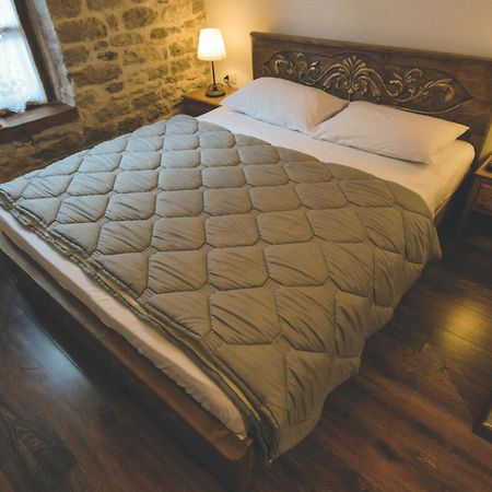 4 Rooms Gjirokastra Buitenkant foto