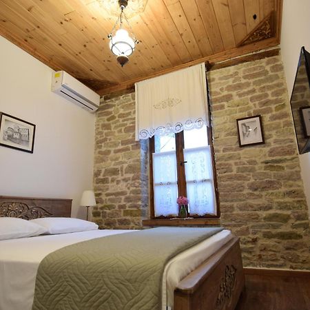 4 Rooms Gjirokastra Buitenkant foto