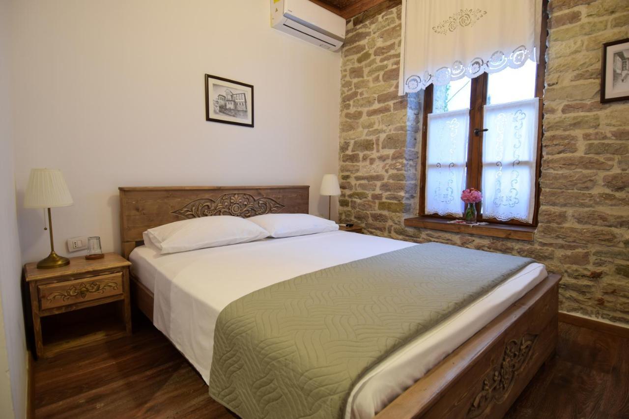 4 Rooms Gjirokastra Buitenkant foto