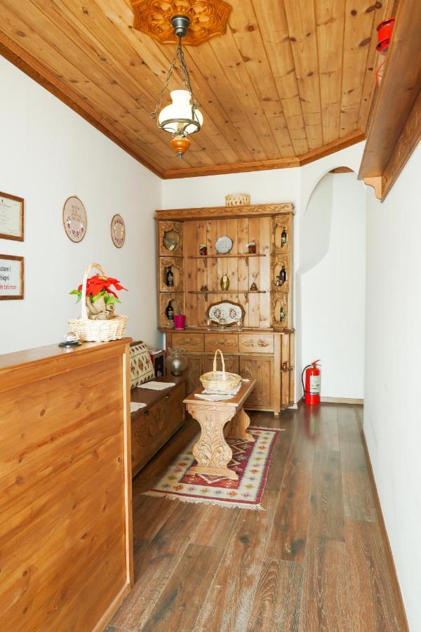 4 Rooms Gjirokastra Buitenkant foto