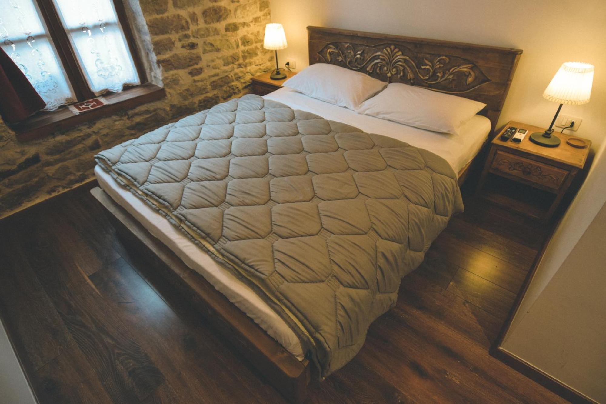 4 Rooms Gjirokastra Buitenkant foto