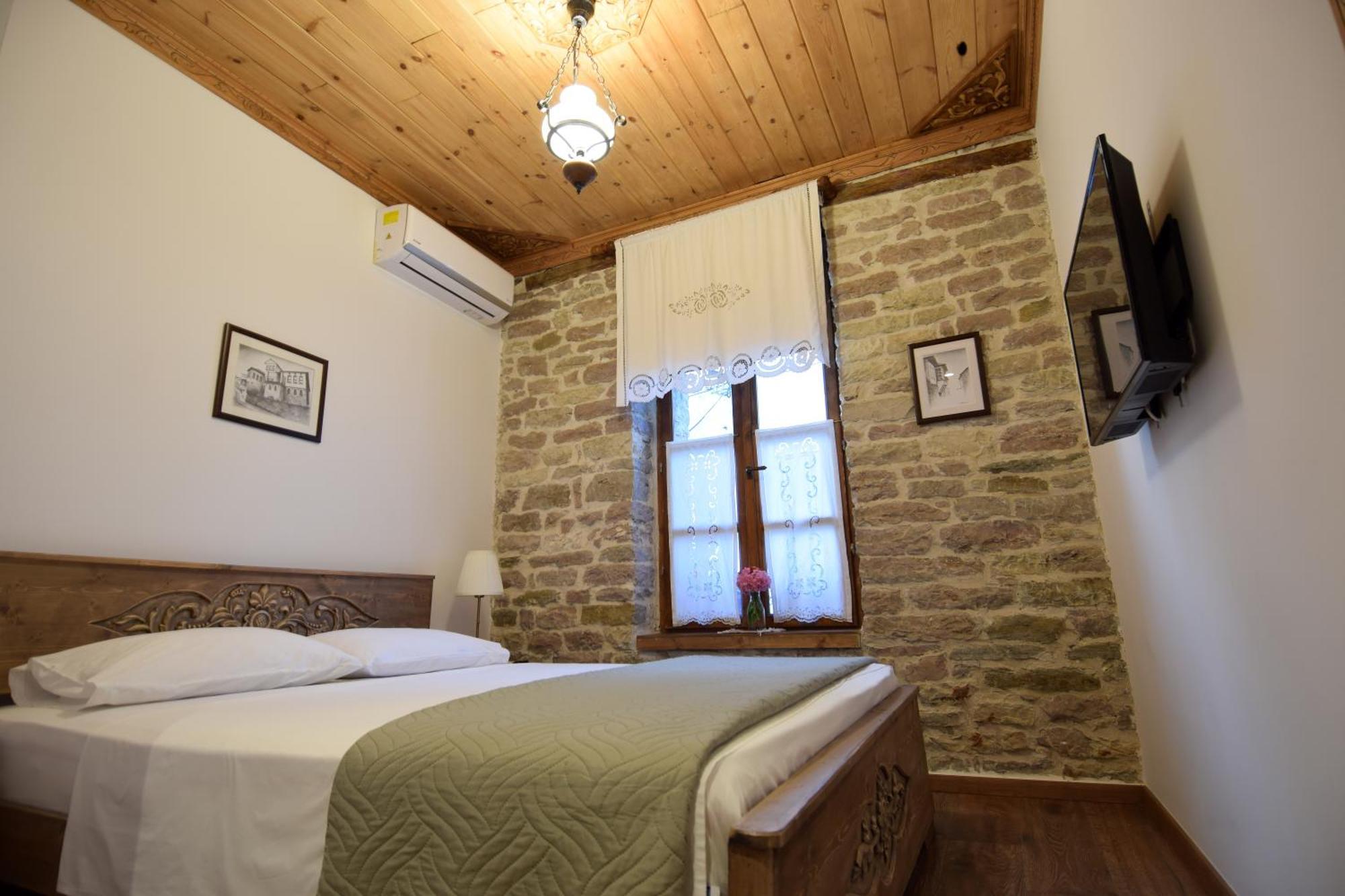 4 Rooms Gjirokastra Buitenkant foto